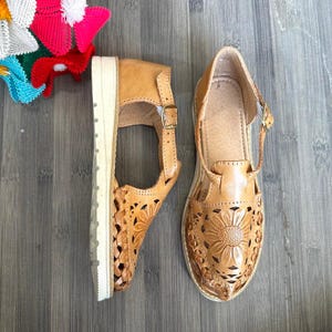 Adriana&#39;s Ankle Strap Flats