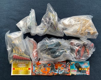 Vintage Godzilla Gashapon Figure Set: Bandai 2000 Kaiju - Rare Find