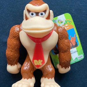 Vintage 1999 Takara Nintendo Donkey Kong Country Family S-01 Donkey Kong Vinyl Toy Figure Mario Japan