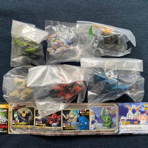 Vintage 2000 Bandai Mobile Suit SD Gundam Full Color Stage 21 Set 6 Gashapon Mini Figure RX-78NT-1 Gundam Deathscythe Zaku