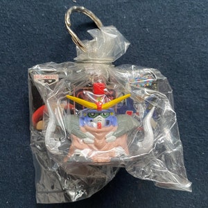 Vintage 1998 Banpresto Gundam HG MS W Wing Gundam Part 1 Gundam Sandrock Custom Gashpon Figure Key Holder Keychain Japan Rare Zero