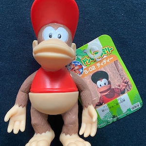 Vintage 1999 Takara Nintendo Donkey Kong Country Family S-02 Diddy Kong Vinyl Toy Figure Mario Japan