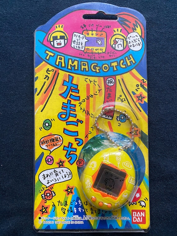 Vintage 1997 Bandai Tamagotchi Yellow Color Ver Electronic Virtual Pet  Digivice Toy Rare New Japan 