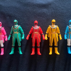 Vintage 2004 Bandai Power Rangers Super Sentai Mahou Sentai Magiranger Set 5 Mini Vinyl Figure Set Japan Rare #1