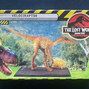 Vintage 1997 Hasegawa Jurassic Park The Lost World Dino Velociraptor Model Kit Figure Japan Rare