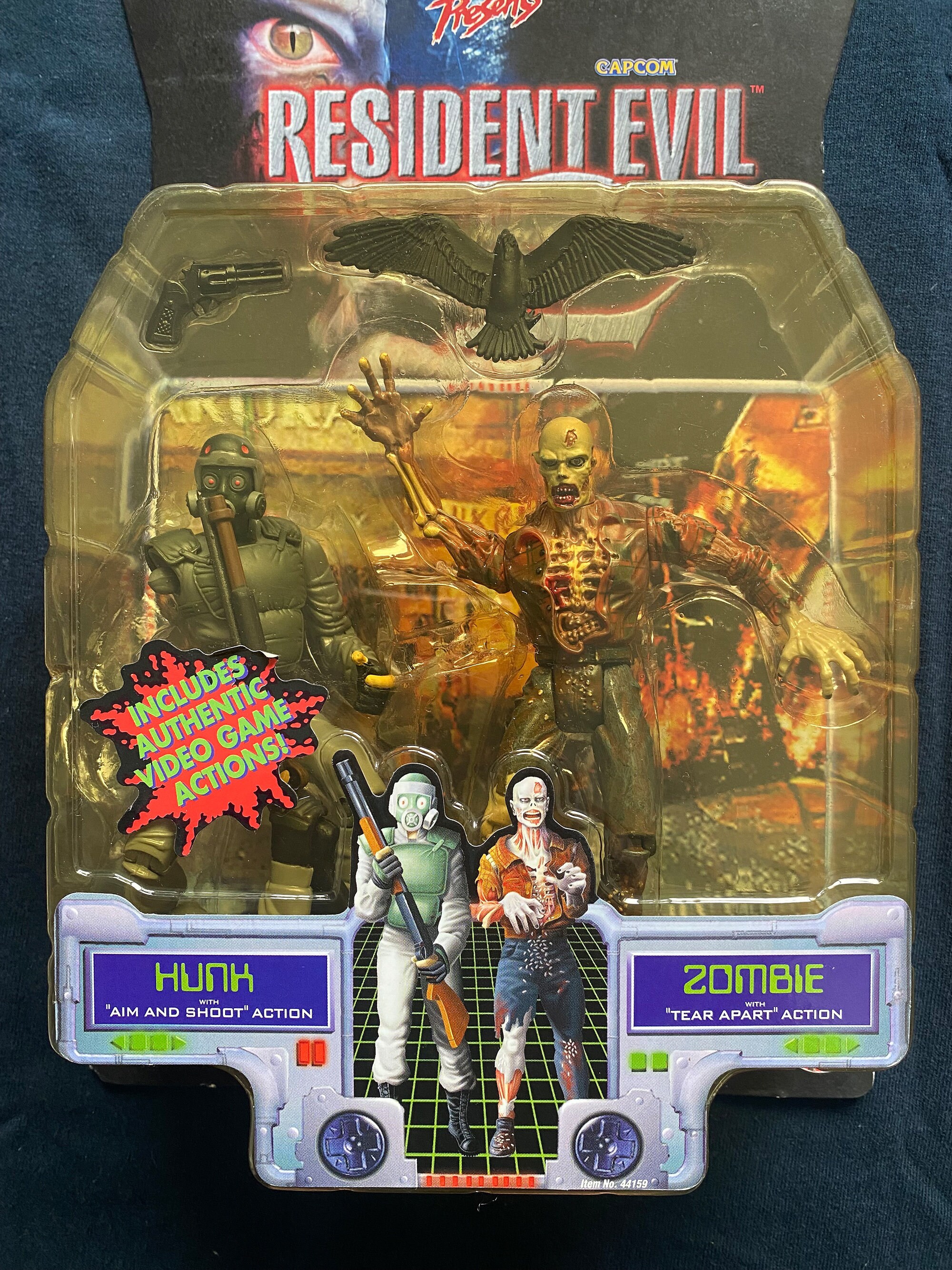Vintage 1998 ToyBiz Capcom Resident Evil 2 Platinum Hunk & Zombie