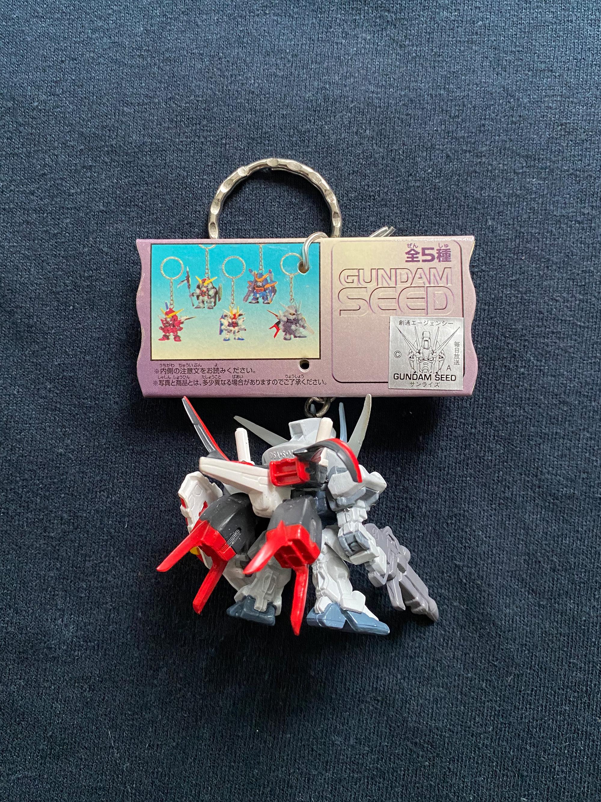 Vintage 2003 SD Gundam Seed GAT-X105 Strike Gundam Deactive Mode