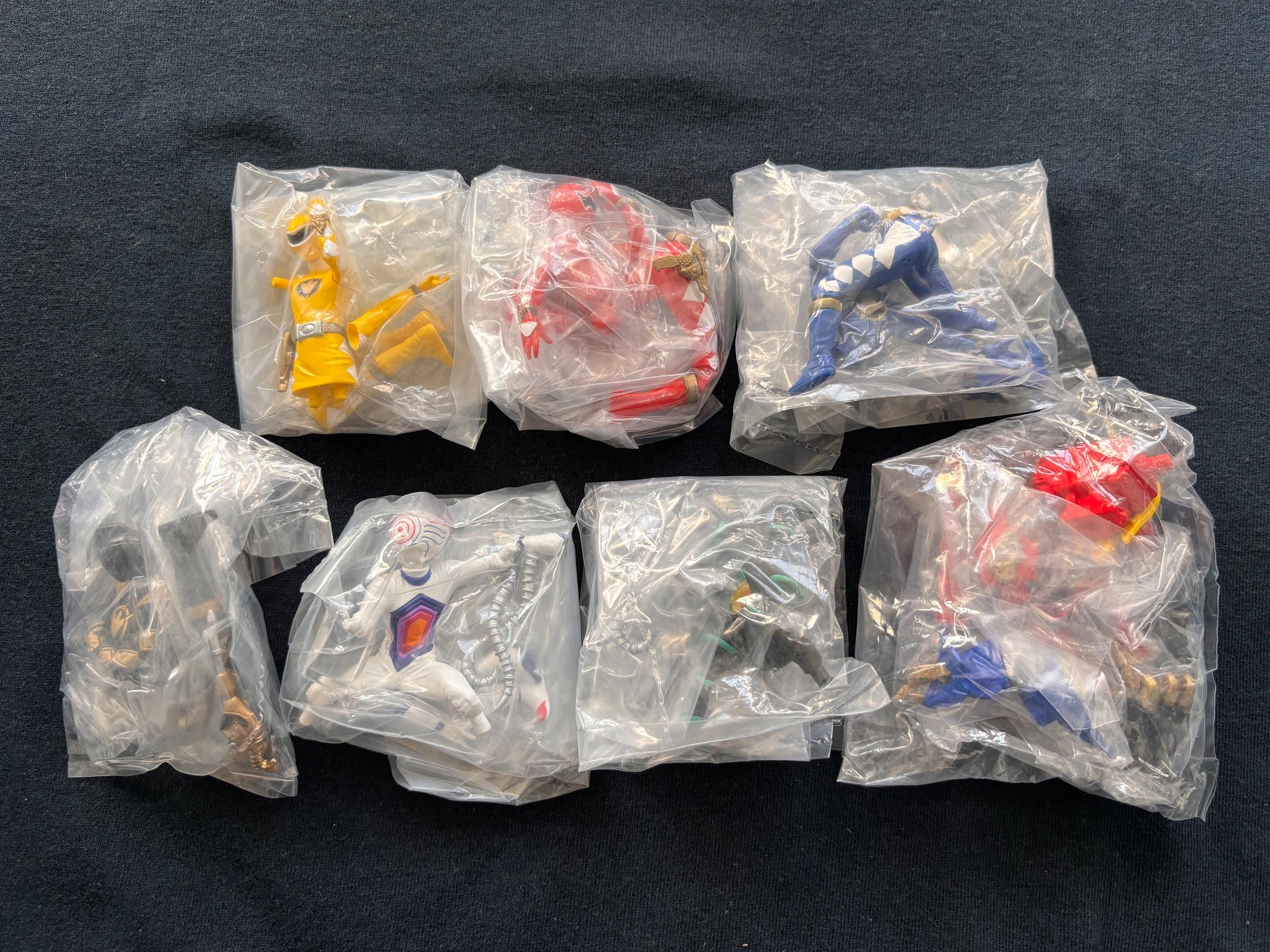 Vintage 2003 Dino Thunder Abaranger Gashapon Figure Set: Rare