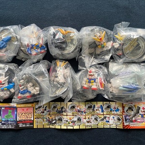 Vintage 2004 Bandai Mobile Suit SD Gundam Full Color Stage 50 Set 10 Gashapon Mini Figure Japan Rare RX-78-2 Wing V Freedom