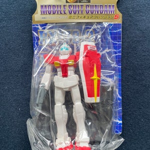 Vintage 1999 Banpresto Super Robot Mobile Suit Gundam Part 5 RGM-79 GM E.F.S.F. Mass Productive Collection Figure Japan Rare