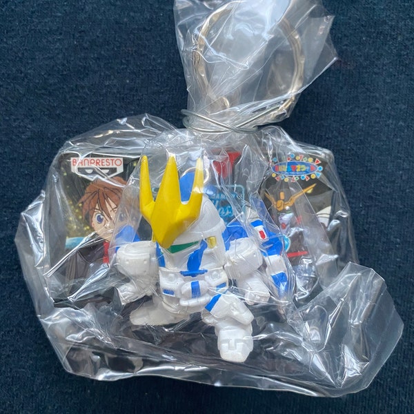 Vintage 1999 Banpresto Gundam HG MS W Wing Gundam EW Part 2 Tallgeese IIi Gashpon Key Holder Keychain Mini Figure