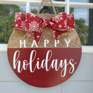 Happy Holidays Door Hanger | Front Porch | Holiday Season | Home Decor | Welcome | Wood Round | Front Door Decor | Front Door Hanger