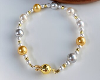 Gypsophila mixed style pearl bracelet