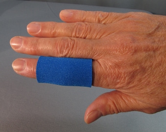 Finger brace for arthritis pain relief. The Finger Buddy - Made in USA