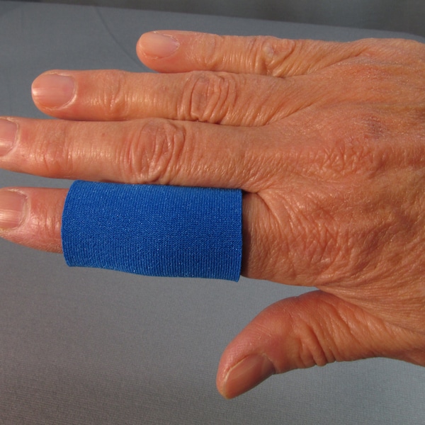 Finger brace for arthritis pain relief. The Finger Buddy - Made in USA