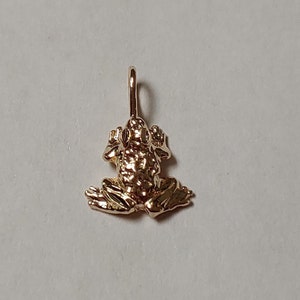 New 14k Gold Frog Charm Pendant