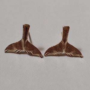 New 14k Yellow Gold Whale Fin Earrings
