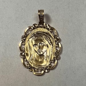 New 14k Gold Virgin Mary Charm Pendant