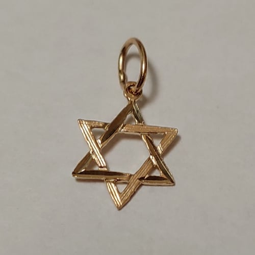 Pendentif petite étoile de David en or jaune 14 carats