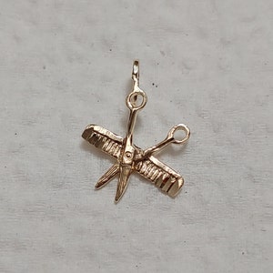 New 14k Yellow Gold Scissor and Comb Charm Pendant
