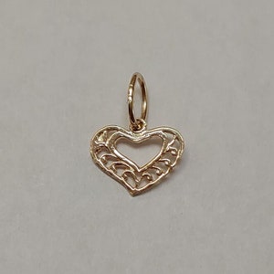 New 14k Yellow Gold Tiny Heart Charm Pendant