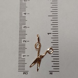 thumbnail interactive-video image 1 of 14k Yellow Gold Hairdresser Tailor Scissors Charm Pendant – 1.2 Grams – Made In USA – No Stone 1 of 4