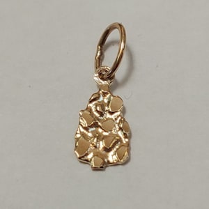 New 14k Yellow Gold Nugget Charm Pendant