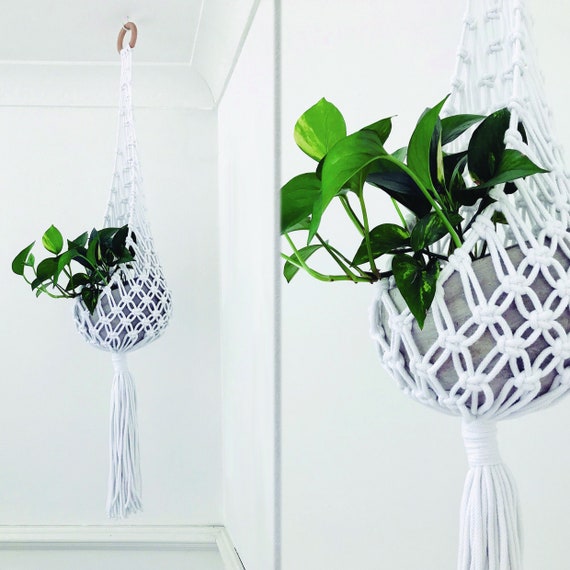 Round Plant Hanger With Fishing Net Shape, Recycled Macramé Indoor  Succulent Holder -  Canada