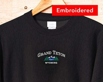 Grand Teton Wyoming Sweatshirt, vintage national park crewneck embroidered