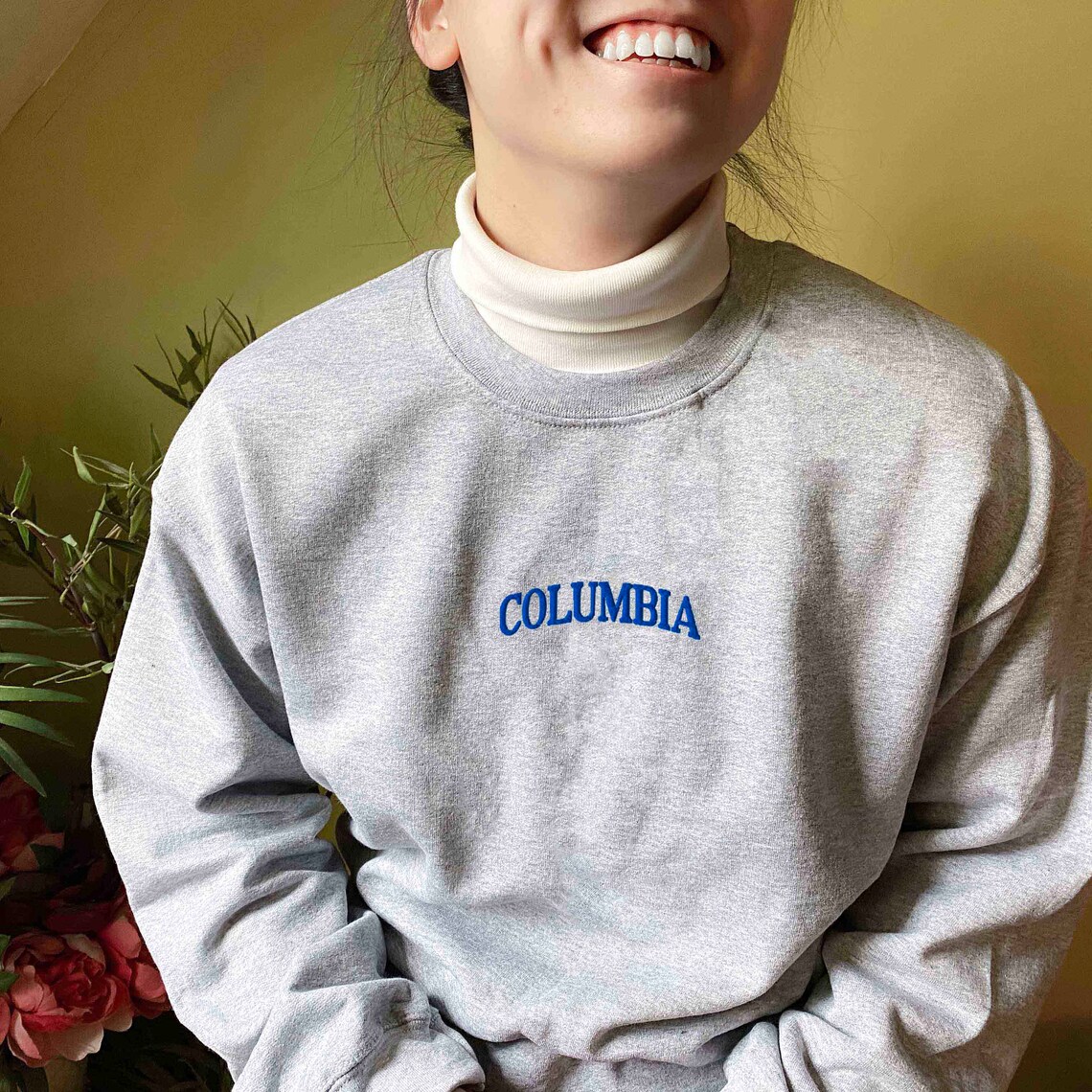 Columbia embroidered sweatshirt Clearance