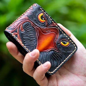 Men's 3D Genuine Leather Wallet, Hand-Carved, Hand-Painted, Leather  Carving, Custom wallet, Personalized wallet, Spiderman