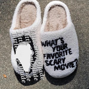 Pantuflas de películas de terror favoritas, pantuflas lindas, pantuflas de películas de terror, pantuflas de fantasmas, pantuflas de gritos, pantuflas lindas de casa, pantuflas de Halloween