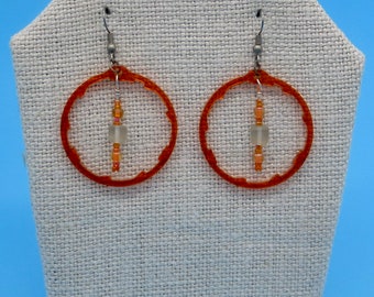 Pendientes de aro reciclados hechos de espaciadores y cuentas de casete de bicicleta naranja, pieza de bicicleta reciclada, regalo para mujer ciclista