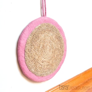 Felt and Jute Charm Pink Cat Scratcher