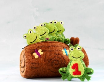 5 Little Speckled Frogs with Log Bag - Finger Puppet Set