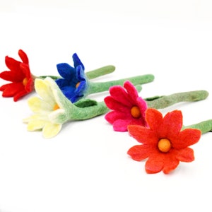 Felt Flowers Bunch Set of 5 for Kids /  Blue, Orange, Red, Yellow Flowers
