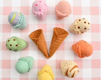 Felt Ice Cream Set - Waffle Cones and 9 Ice Cream Scoops - Chocolate, Vanilla, Strawberry, Choc Mint Ice Creams - Interactive Pretend Play