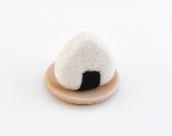 Bolas de arroz japonesas de sushi onigiri de fieltro, comida de juguete de fieltro