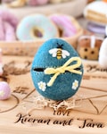 Easter Egg Cover, Felt Easter Blue Coloured Egg with Bee and White Daisies, Easter Decor Made from Wool Felt product logo