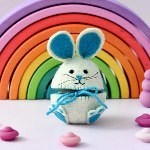Felt Egg Cover: Hopping Bunny With Blue Ears Easter Egg, Egg Cover to ...