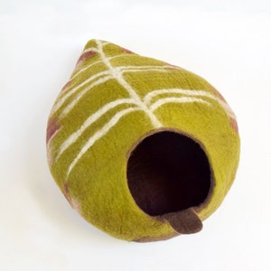 Green Leaf Shaped Cat Cave, Cat Bed made from Wool Felt, Fair-trade