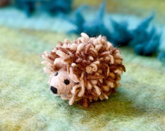 Felt Small Fluffy Hedgehog Toy | Woodlands Hedgehog Soft Toy for Loose Parts Play, Small World Play, Waldorf Inspired Toy