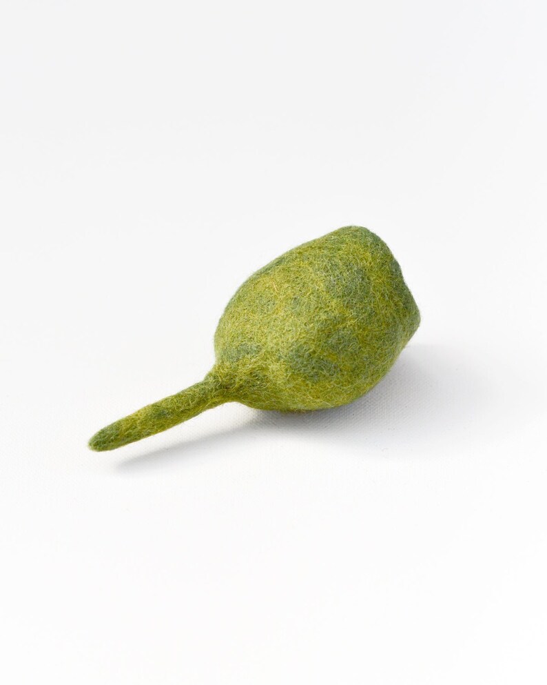 Felt Gumnut Pod