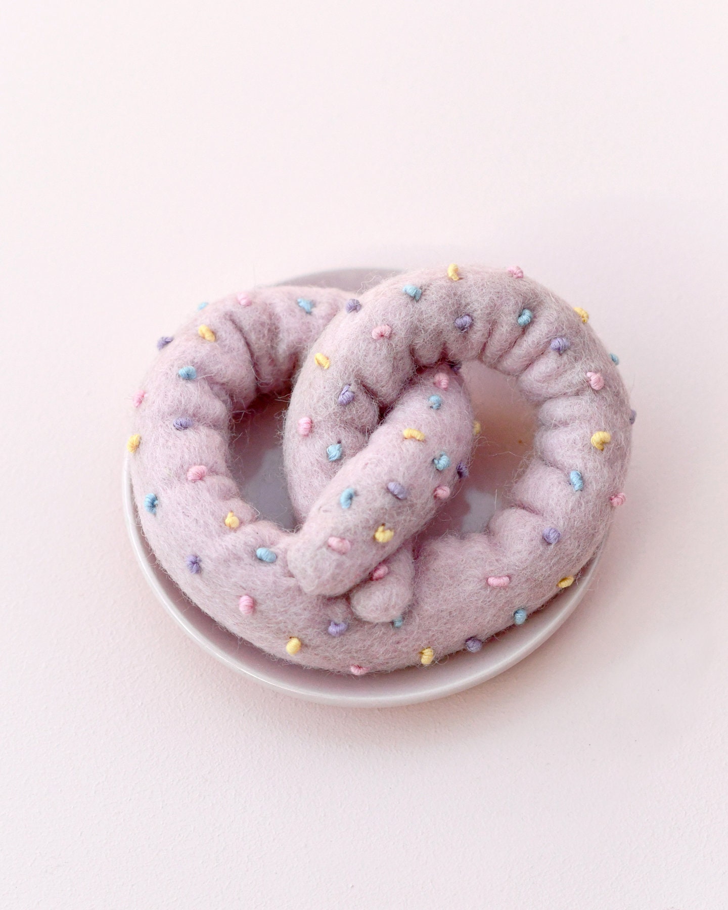 Felt Soft Pretzel | Pastel Pink Pretzel | Sweet Dessert Pretzel