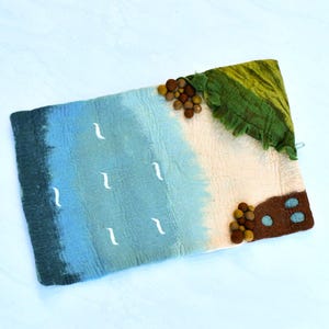 Large Sea and Rockpool Play Mat Playscape / Made from Wool Felt