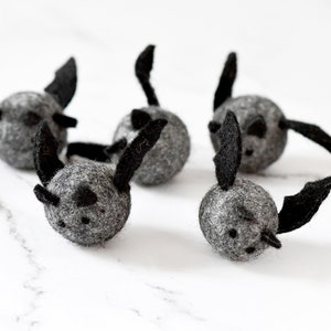Felt Bats Loose Parts - 5 Bats