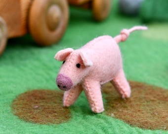 Felt Pig Farm Animal Toy - Montessori Farm Pig Toy, Montessori Inspired Felt Toys, Ethically Made from Wool Felt