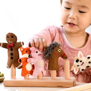 Wooden Finger Puppet Stand | Fits 5 Finger Puppets | Made in Australia