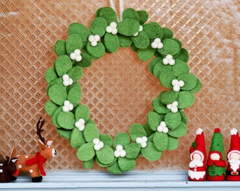 Felt Mistletoe Wreath with White Berries, Christmas Wreath made from Wool Felt