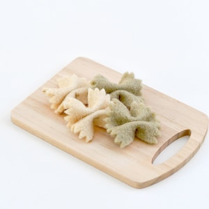 Papillon Farfelle in feltro Pasta / Cibo da gioco in feltro / Cibo da gioco di finzione per cucina giocattolo